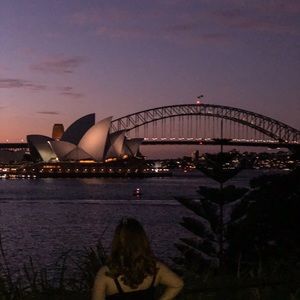 Meet your Posher, Cynthia